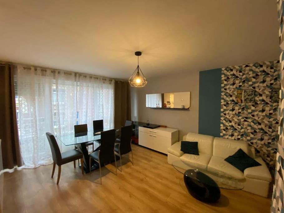 Le Lagon Bleue T Avec Exterieur Amiens Extérieur photo