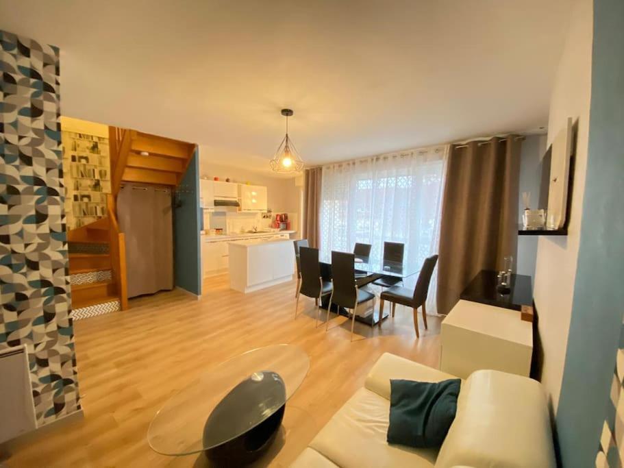 Le Lagon Bleue T Avec Exterieur Amiens Extérieur photo
